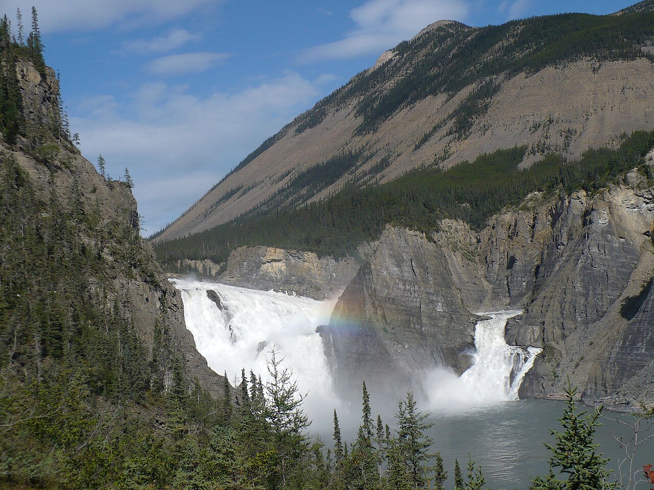 Náįlįcho / Virginia Falls